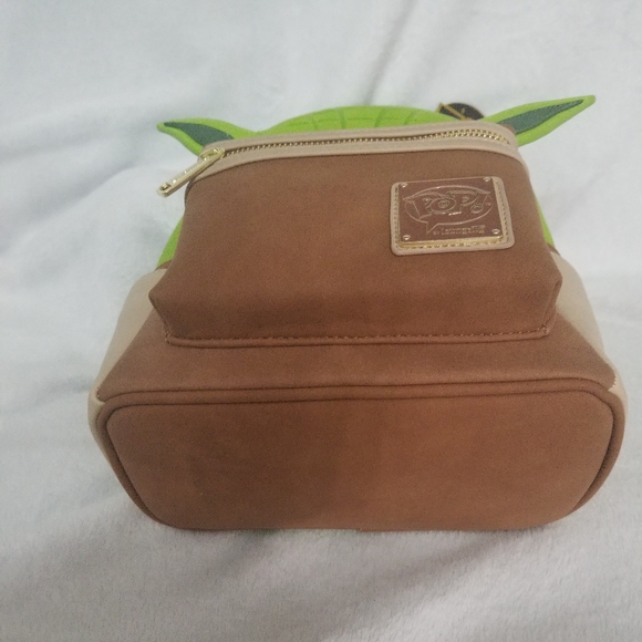 Loungefly Star Wars Yoda Set - Picture 3 of 10